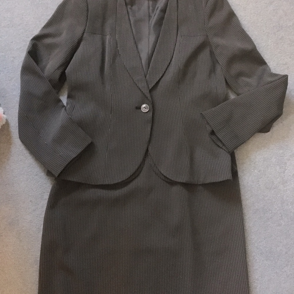 Suit